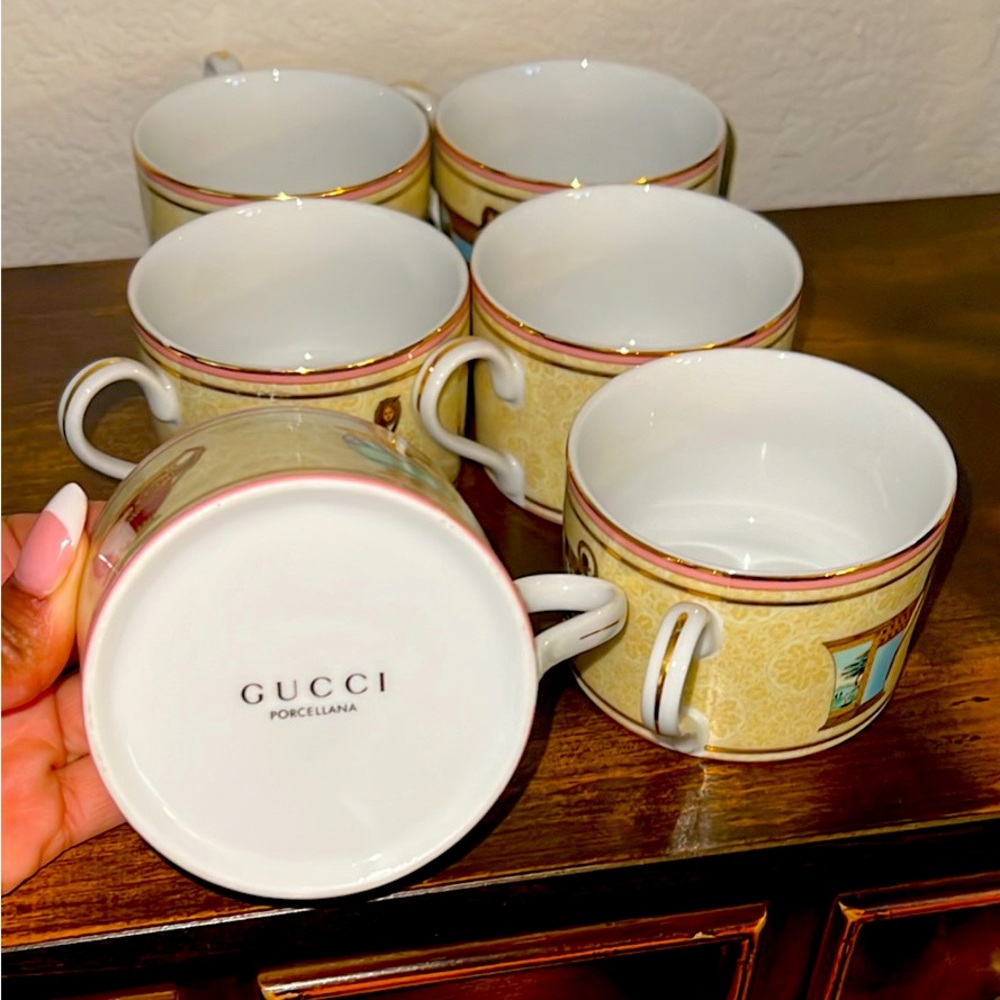 Gucci Greek Mythology Porcelain plate/tea/cup set. *complete set*
